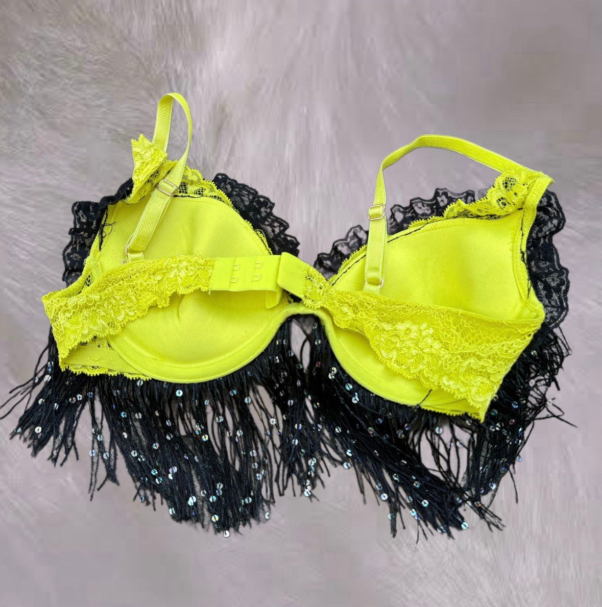 1/1 Victoria’s Secret Bra