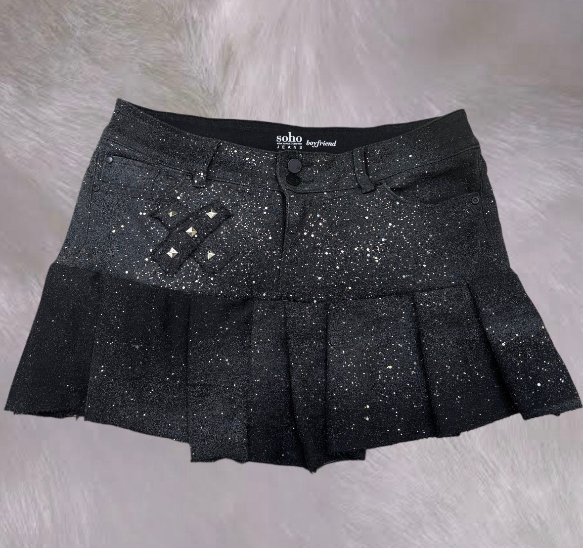 1/1 sparkly mini skirt